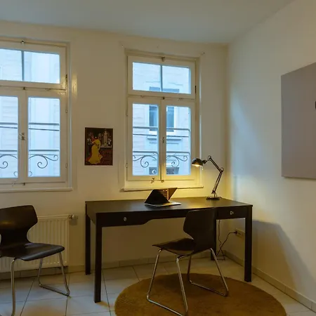 Urbanes In Gaeste-wohnung