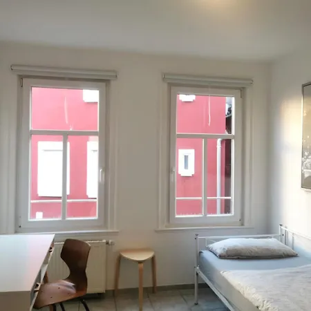 Urbanes In Gaeste-wohnung *